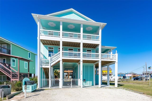 1759 Redfish Lane, Port Bolivar, TX 77650