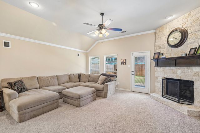 821 Mist Flower Drive, Little Elm, TX 75068