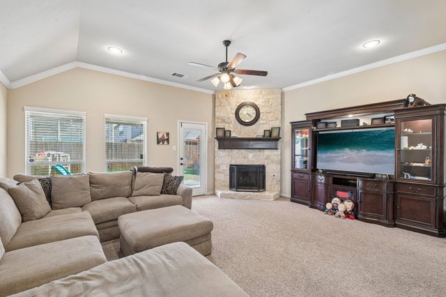821 Mist Flower Drive, Little Elm, TX 75068