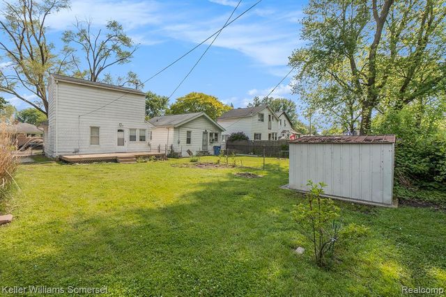 8233 Meadow Avenue, Warren, MI 48089