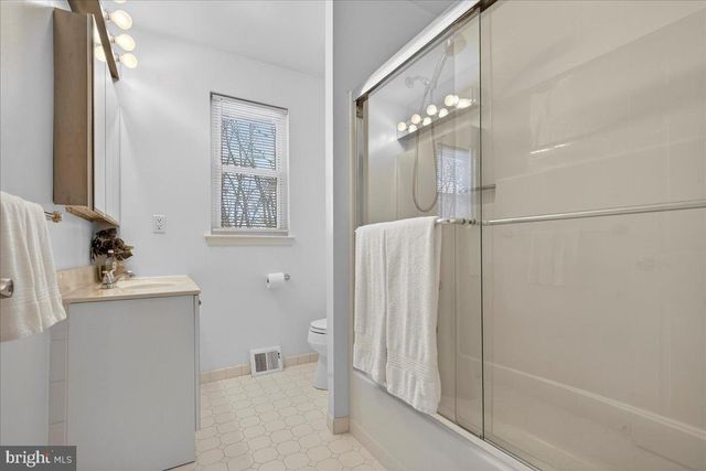 701 BRIDGEVIEW RD, Feasterville Trevose, PA 19053