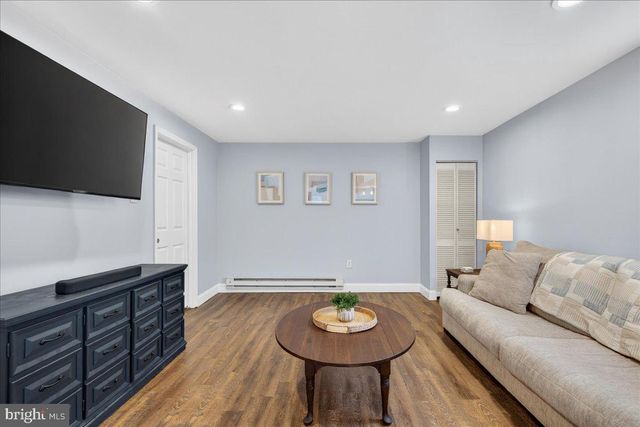 701 BRIDGEVIEW RD, Feasterville Trevose, PA 19053