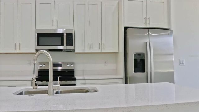 19831 SW MARINE BLVD, Dunnellon, FL 34431