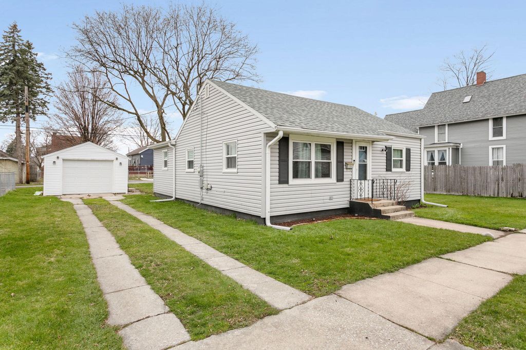 1104 Rumely Street, La Porte, IN 46350