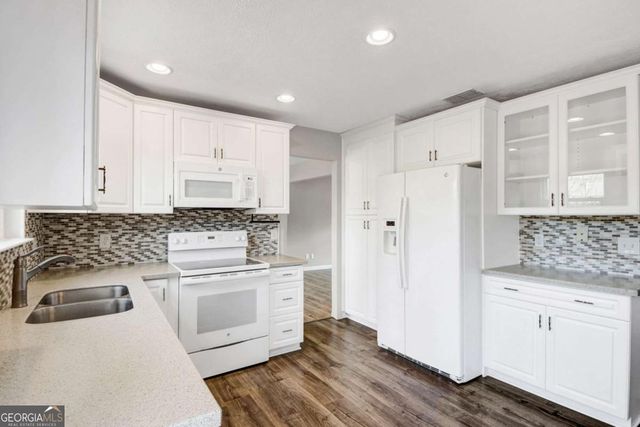 301 Red Maple Way, Dallas, GA 30157