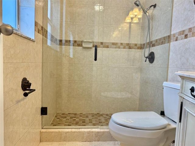 11741 NW 30th Place, Sunrise, FL 33323