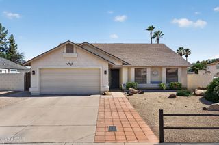 4437 W TOPEKA Drive, Glendale, AZ 85308