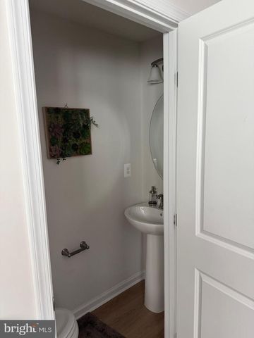 7901 INDEPENDENCE DR, Spotsylvania, VA 22553
