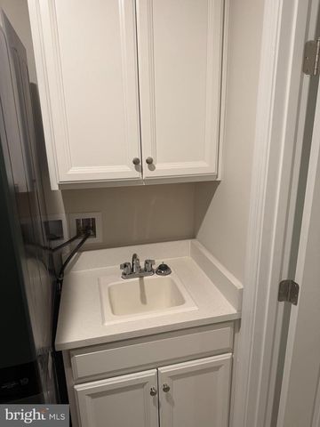 7901 INDEPENDENCE DR, Spotsylvania, VA 22553