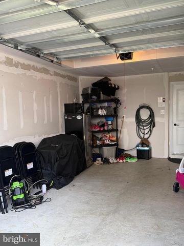 7901 INDEPENDENCE DR, Spotsylvania, VA 22553