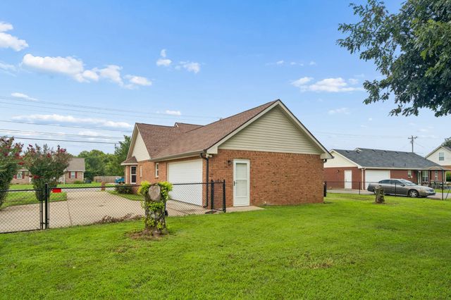 1027 Auldridge Dr, Christiana, TN 37037