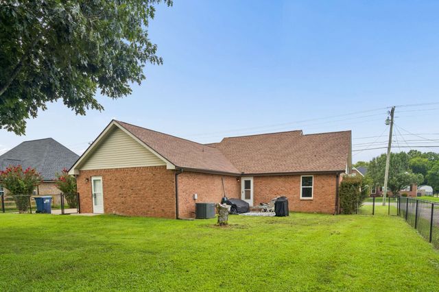 1027 Auldridge Dr, Christiana, TN 37037