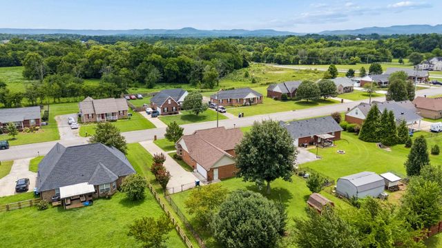 1027 Auldridge Dr, Christiana, TN 37037