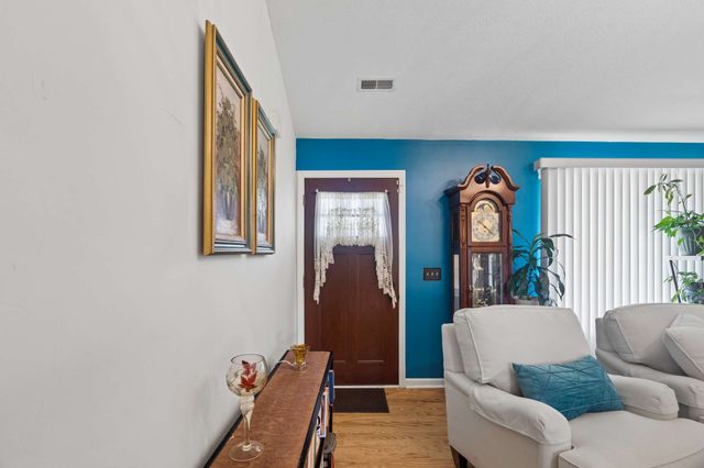 1027 Auldridge Dr, Christiana, TN 37037