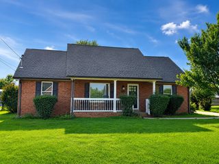 1027 Auldridge Dr, Christiana, TN 37037