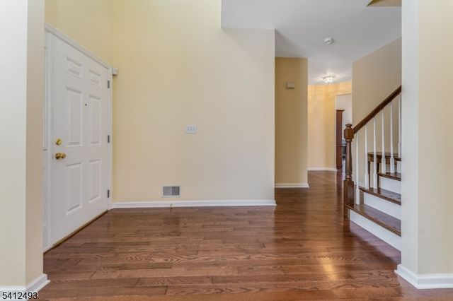 2 Evans Lane, Bridgewater Twp., NJ 08807