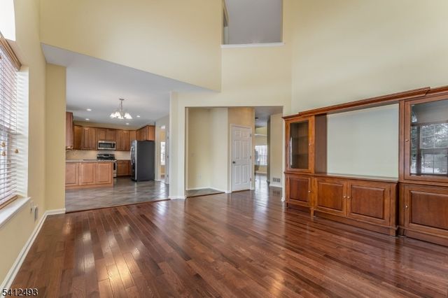 2 Evans Lane, Bridgewater Twp., NJ 08807