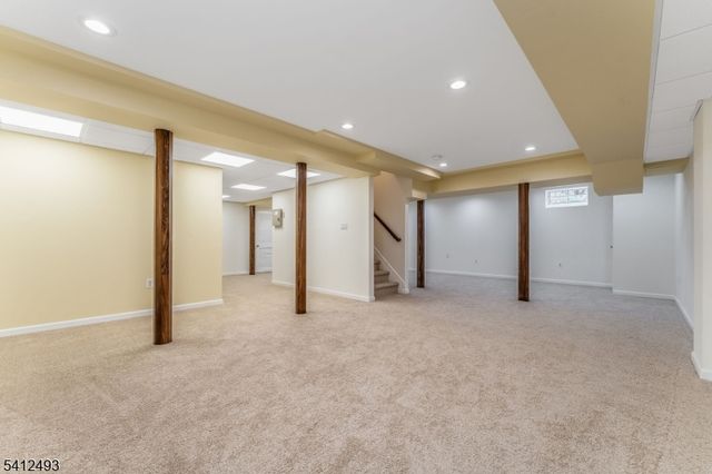 2 Evans Lane, Bridgewater Twp., NJ 08807