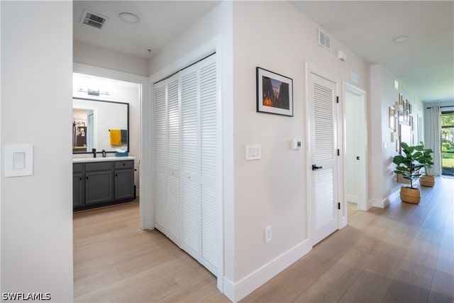 15126 Palmer Lake CIR 101, Naples, FL 34109