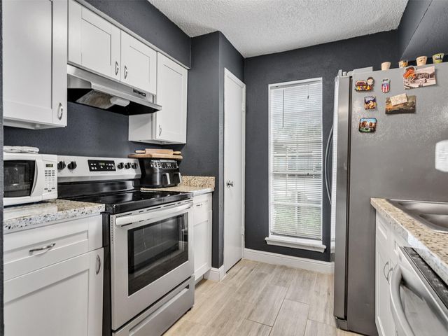 1515 Sandy Springs Road 201, Houston, TX 77042