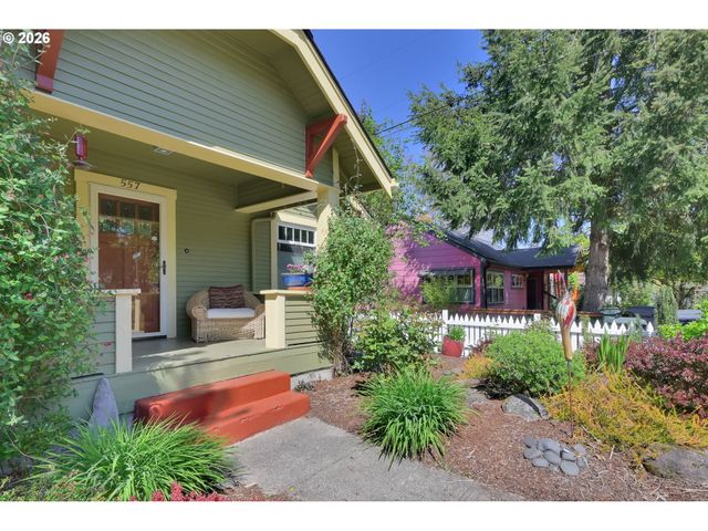 557 W 19TH Ave, Eugene, OR 97401