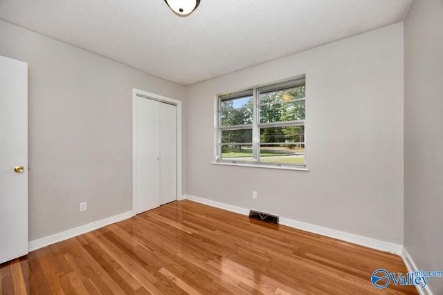 2420 Redmont Road, Huntsville, AL 35810