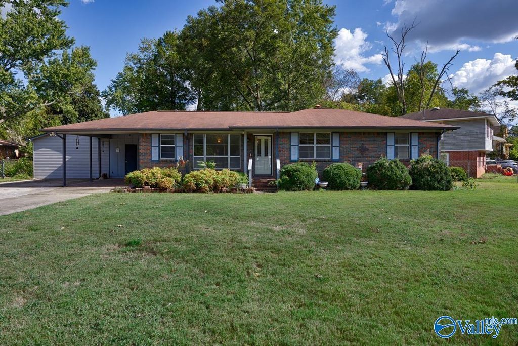 2420 Redmont Road, Huntsville, AL 35810