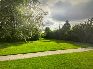 429 W Army Trail Road, Addison, IL 60101