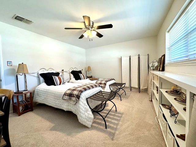 1501 Ford St, Kerrville, TX 78028