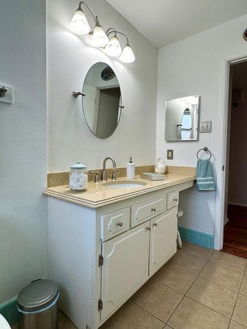 1501 Ford St, Kerrville, TX 78028