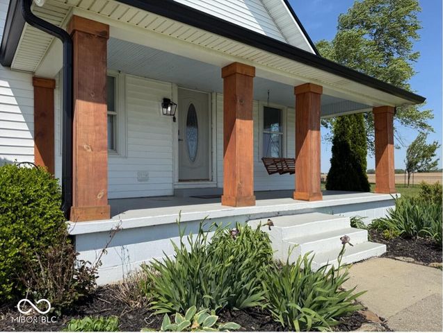 5682 S 800 W, Tipton, IN 46072