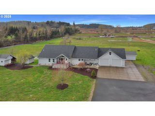 28810 ROYAL Ave, Eugene, OR 97402