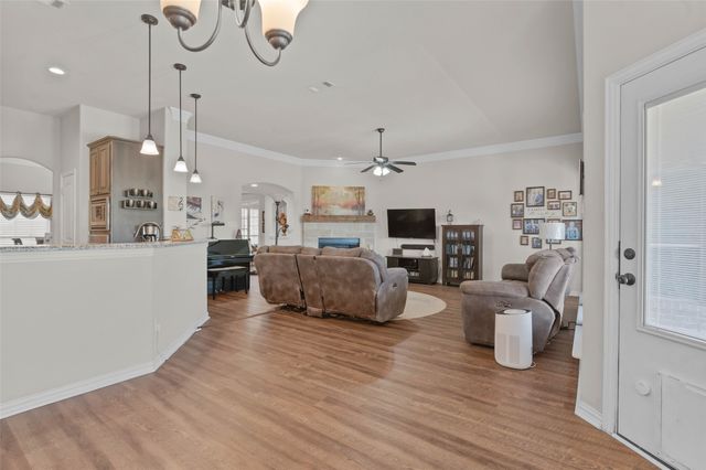 117 Heather Lane, Decatur, TX 76234