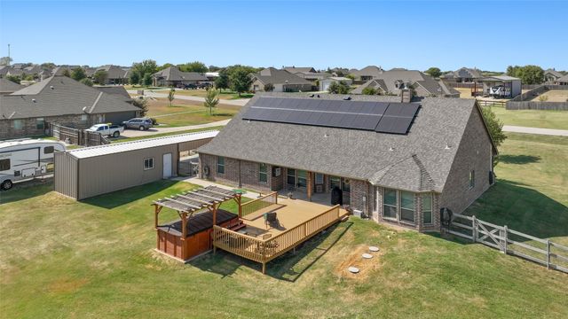 117 Heather Lane, Decatur, TX 76234