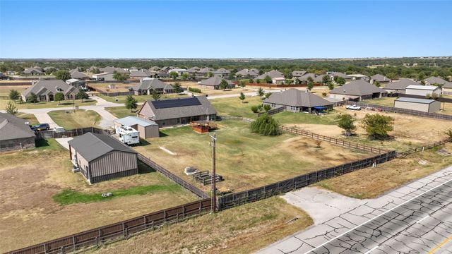 117 Heather Lane, Decatur, TX 76234