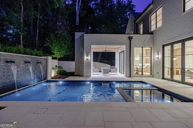 2983 Habersham Court NW, Atlanta, GA 30305