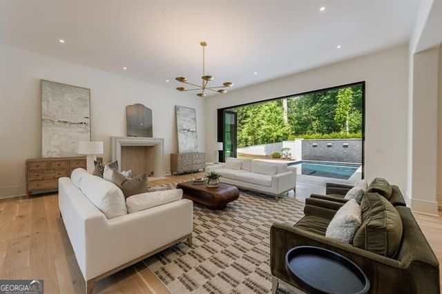 2983 Habersham Court NW, Atlanta, GA 30305