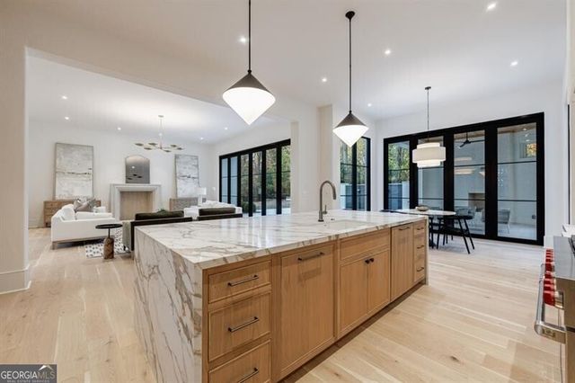 2983 Habersham Court NW, Atlanta, GA 30305