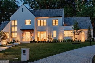 2983 Habersham Court NW, Atlanta, GA 30305
