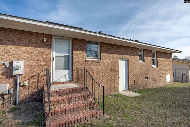 324 GATLIN Drive, Hopkins, SC 29061