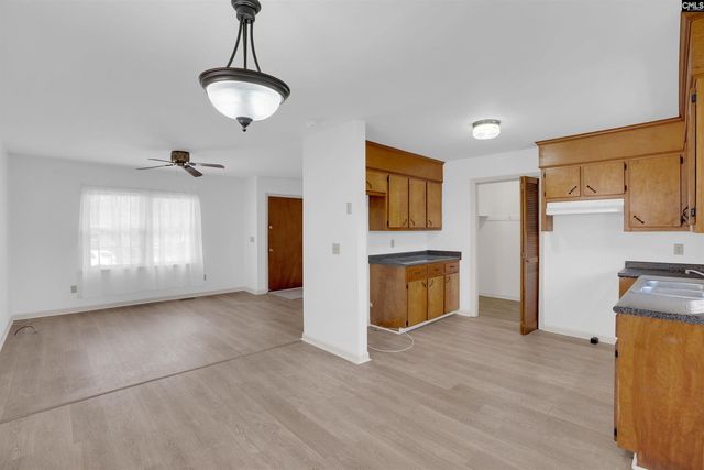 324 GATLIN Drive, Hopkins, SC 29061