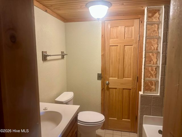 88 Upper Ridge Road, Marble, NC 28905