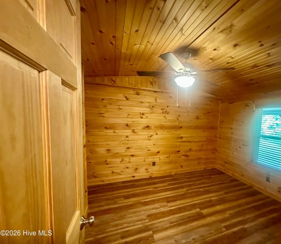 88 Upper Ridge Road, Marble, NC 28905