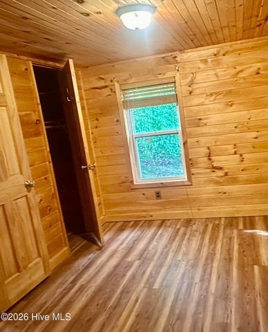 88 Upper Ridge Road, Marble, NC 28905