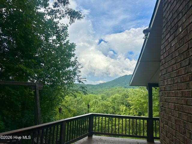 88 Upper Ridge Road, Marble, NC 28905