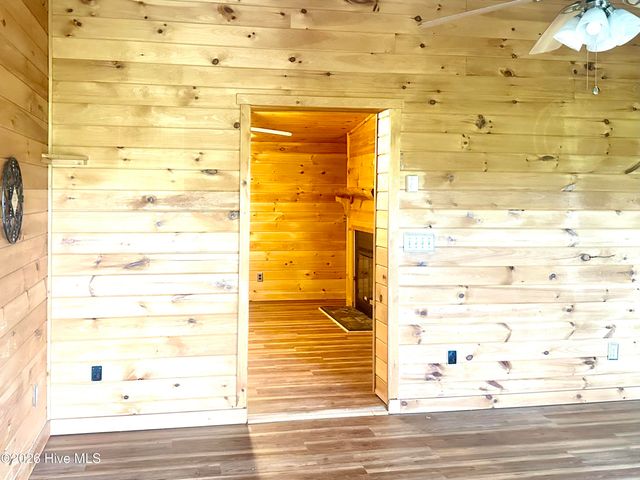 88 Upper Ridge Road, Marble, NC 28905