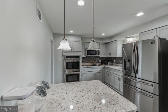 1301 IRON FORGE RD, District Heights, MD 20747