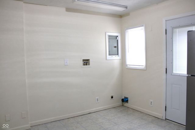 138 Crestwood Drive, New Whiteland, IN 46184