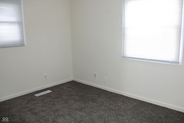 138 Crestwood Drive, New Whiteland, IN 46184