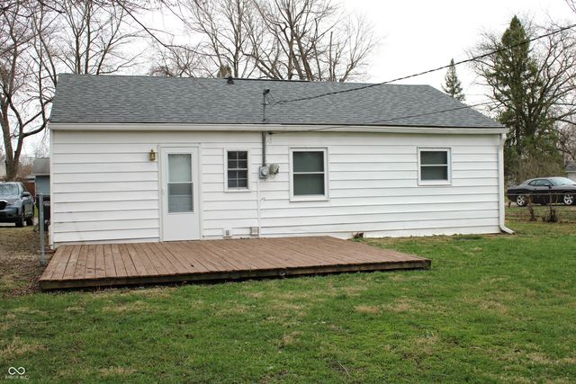 138 Crestwood Drive, New Whiteland, IN 46184